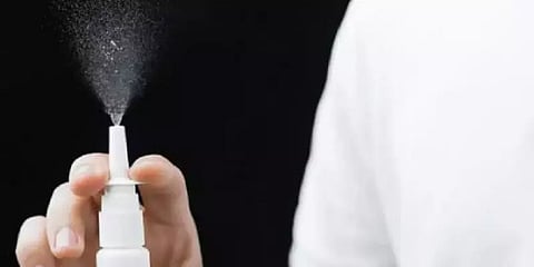 கொரோனா: சிறந்ததா மூக்குவழி தெளிப்பான்? - ஆய்வின் வெளியான தகவல்