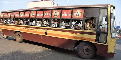 மாணவர்களுக்கு பேருந்தில் பயணக்கட்டணம் வசூலித்தால் நடத்துநர்கள் மீது ஒழுங்கு நடவடிக்கை!