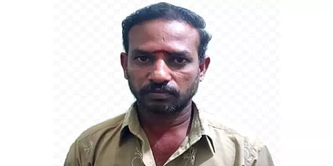 உடல்நலம் பாதிப்பு: மாணவியை சிகிச்சைக்கு அழைத்துச் சென்ற பெற்றோருக்கு காத்திருந்த அதிர்ச்சி