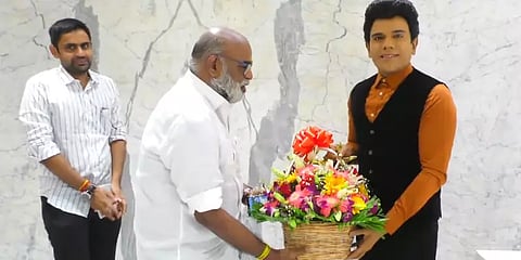 `தி லெஜண்ட்’ படத்தின் வெளியீட்டு உரிமையை பெறும் நிறுவனம் இதுதான்... வெளியான அடுத்த அப்டேட்