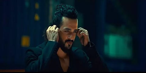 ’அவன் ஒரு வைல்ட் சாலே காட்டுப்புலி’.. மிரட்டலாக வெளியான ’ஏஜென்ட்’ பட டீசர்!