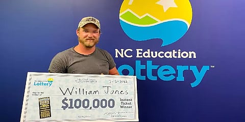 Gas வாங்க போய், லட்சங்களில் பரிசை வென்ற இளம் அமெரிக்க விவசாயி.. அப்படி என்ன நடந்தது?