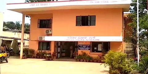 குடும்பத்துடன் கோயிலுக்கு சென்று திரும்பியவர்களுக்கு காத்திருந்த அதிர்ச்சி!