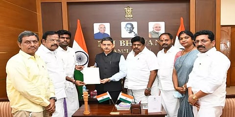 ' கூடுதல் டிஜிபி டேவிட்சன் தேவாசீர்வாதத்தை டிஸ்மிஸ் செய்க' -ஆளுநரிடம் பாஜக வலியுறுத்தல்