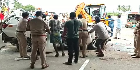 ஆந்திராவில் நிகழ்ந்த கார் விபத்து: கர்நாடக போலீசார் மூன்று பேர் பலி