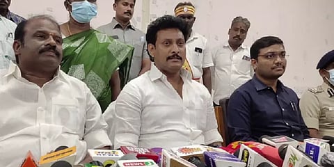 `கள்ளக்குறிச்சி தனியார் பள்ளியில் பயின்ற பிற மாணவர்கள் நலனுக்காக..’ - அமைச்சர் பேட்டி