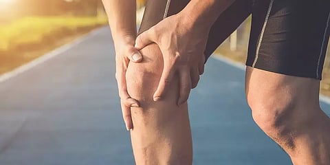 மூட்டுவலியா? நடப்பதில் சிரமமா? - ஆர்த்ரிட்டிஸ் பற்றி தெரிந்து கொள்ளுங்கள்!