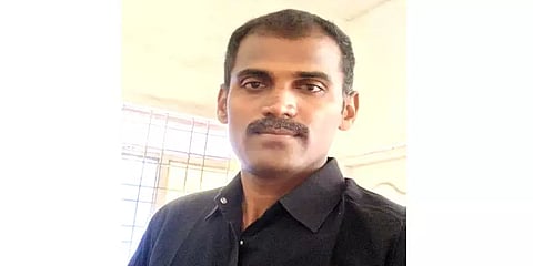 ’வீட்டை விற்றதோடு நண்பரின் ஏடிஎம்-ல் 40,000ஐயும் இழந்தார்’ஆன்லைன் ரம்மியால் இளைஞர் தற்கொலை