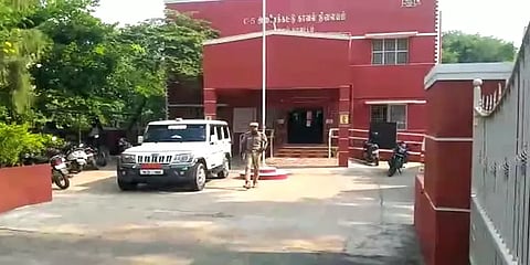 ஆம்பூர்: பொறியியல் கல்லூரி மாணவனை கைது செய்த உளவுத்துறை... காரணம் என்ன?