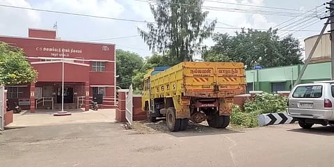 தடைசெய்யப்பட்ட இயக்கங்களுக்கு ஆதரவு.. ஆம்பூர் பொறியியல் மாணவரிடம் 9 மணி நேரம் விசாரணை!