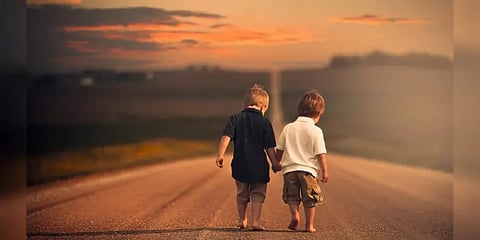 மனைவி அமைவது மட்டுமல்ல, நட்பும்தான்.. நட்பில் நீங்கள் பாக்கியசாலியா? #WorldFriendshipDay