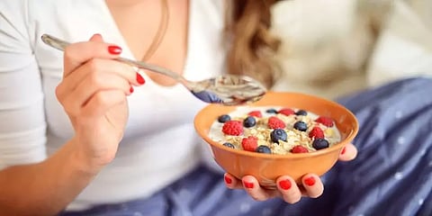 இடுப்பு சதை பிரச்னையா? காலை உணவில் இந்த தவறுகளை செய்யாதீங்க!