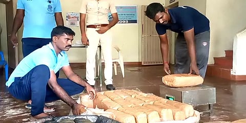 தனுஷ்கோடியில் கரை ஒதுங்கிய 95 கிலோ கஞ்சா மூட்டைகள் - மதிப்பு எவ்வளவு தெரியுமா?