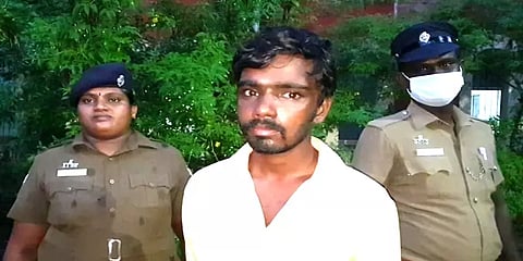 எச்சரிக்கையை மீறி சிறுமிக்கு கட்டாய திருமணம் - மணமகன் உட்பட 3 பேர் கைது