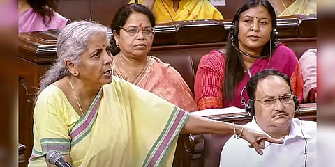 "இந்திய ரூபாய் சரியவில்லை; புரிஞ்சுகிட்டு பேசுங்க"- நிதியமைச்சரின் விளக்கமும் விமர்சனமும்!