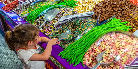 சாக்லேட் சாப்பிட்டால் போதும் ₹61 லட்சம் சம்பாதிக்கலாம்.. கனடா நிறுவனத்தின் அசத்தல் ஆஃபர்!