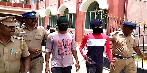 சேலம்: யு-டியூப் பார்த்து துப்பாக்கி தயாரித்த 3 இளைஞர்கள் கைது