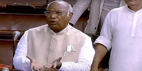 நாடாளுமன்றத்தில் எதிரொலித்த நேஷனல் ஹெரால்டு விவகாரம்.. இருஅவைகளும் ஒத்திவைப்பு