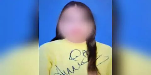 'தயவுசெய்து என்னைக் காப்பாற்றுங்கள்' - இறப்பதற்கு முன் உதவி கோரி வீடியோ வெளியிட்ட இளம்பெண்