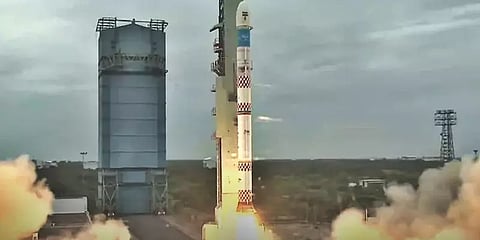 `செயற்கை கோள்களிலிருந்து சிக்னல் வரவில்லை’- இஸ்ரோவின் அடுத்த நடவடிக்கை என்ன? #SSLV