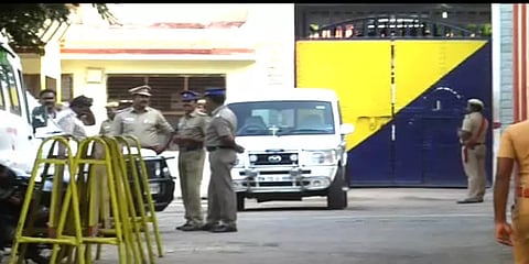 மதுரை மத்திய சிறையில் ஆயுள் தண்டனை கைதி தற்கொலை முயற்சி – காரணம் என்ன?