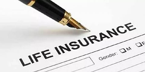 காப்பீட்டுத் தொகை பாலிசிதாரர்களால் கோரபடாத நிலையில் என்ன ஆகும்? - மத்திய அரசு விளக்கம்