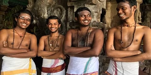 ரூ.3000 உதவித்தொகையுடன்.. மீனாட்சி அம்மன் கோயில் ஓதுவார் பயிற்சிப் பள்ளி மாணவர் சேர்க்கை