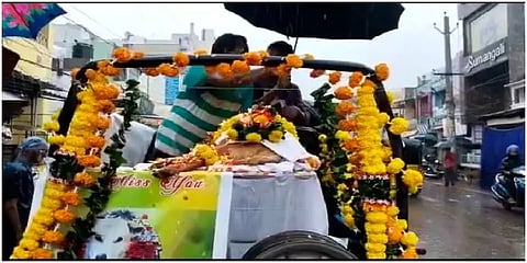 ஆசை ஆசையாக வளர்க்கப்பட்ட செல்லப்பிராணி.. DJ, Band இசையுடன் பிரியாவிடை கொடுத்த குடும்பம்!