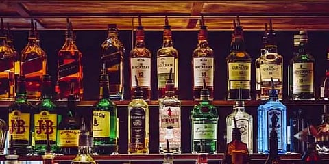 நெகிழி பாட்டிலில் வருகிறதா மது? என்ன சொல்கிறது டாஸ்மாக் நிறுவனம்?