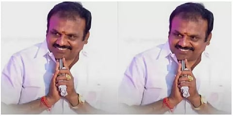 நாமக்கல்: முன்னாள் அதிமுக எம்.எல்.ஏ-க்கு சொந்தமான இடங்களில் லஞ்ச ஒழிப்புத்துறை சோதனை!