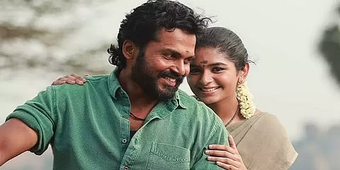 விறுவிறுவென இருக்கிறானா இந்த விருமன்? - விமர்சனம்