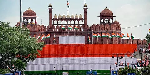 சுதந்திர தினம்:'சமூதாயத்தின் ஹீரோக்கள் சிறப்பு விருந்தினர்கள்'-டெல்லியில் பலத்த பாதுகாப்பு