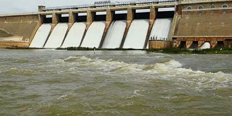 260 கி.மீ. பயணித்து ஆற்றங்கரையில் கடலில் கலக்கும் வைகையின் இன்றைய நிலை.!