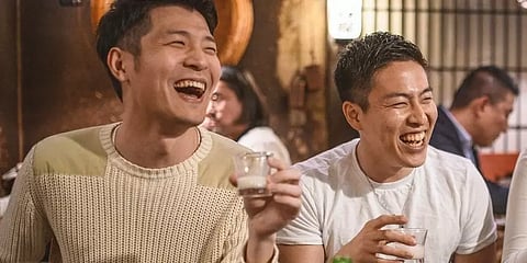 'இளைஞர்களே நன்றாக குடியுங்கள்!' - மது விற்பனையை அதிகரிக்க ஜப்பான் அரசின் புதிய அறிவிப்பு