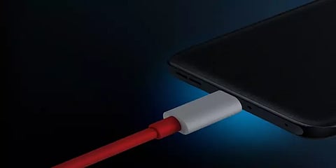 அனைத்து செல்போன்களுக்கும் இனி ஒரே சார்ஜர் - ஆராய நிபுணர் குழு அமைப்பு