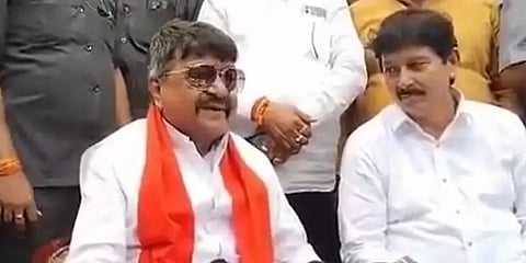 `ஆண் நண்பர்களை பெண்கள் மாற்றிக்கொள்வது போல நிதிஷ்குமாரும்...’- பாஜக தலைவர் சர்ச்சை பேச்சு