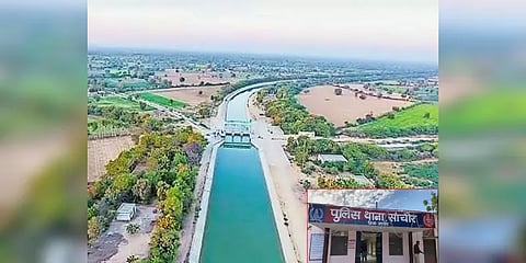 "வேலையில்லை! உணவில்லை"- குழந்தையை கால்வாயில் வீசி கொன்ற தந்தை