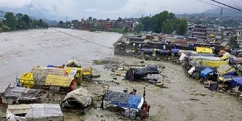 இமாச்சலப் பிரதேசத்தில் கனமழையால் நிலச்சரிவு: 19 பேர் உயிரிழப்பு; 5 பேர் மாயம்