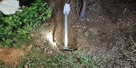 திருமணத்திற்கு முன் குழந்தை - உயிருடன் புதைக்கப்பட்டதா? இறந்து புதைக்கப்பட்டதா? என விசாரணை