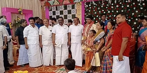 எம்எல்ஏ வீட்டு காதணி விழா... 1200 கிலோ கறி விருந்து.. மொய் மட்டும் இத்தனை கோடிகளா?