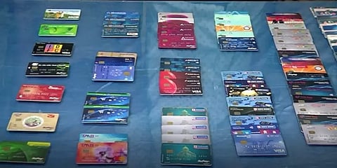 ’உங்களுக்கு பணம் எடுத்து தரவா?’.. ஏடிஎம் வருபவர்களிடம் நூதன திருட்டில் ஈடுபட்டவர் கைது