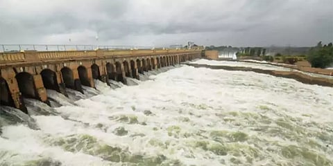 `காவிரி கரையோர மக்களுக்கு முன்னெச்சரிக்கை நடவடிக்கை எடுங்க’ - ஆட்சியர்களுக்கு அரசு உத்தரவு