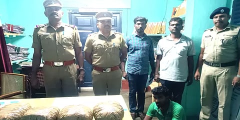 பீகார் டூ கேரளா: ரயிலில் கடத்திவரப்பட்ட 7 கிலோ கஞ்சா பறிமுதல் - வடமாநில இளைஞர் கைது