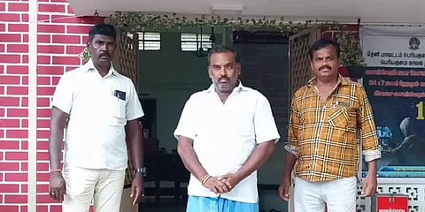 அதிமுக பிரமுகரின் ரூ.50 லட்சம் பணத்துடன் தலைமறைவான கார் ஓட்டுநர், உறவினர் கைது