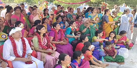 சீர்காழி: முதல்வர் ஸ்டாலின் குடும்பத்தினர் நடத்திவைத்த கோயில் கும்பாபிஷேகம்