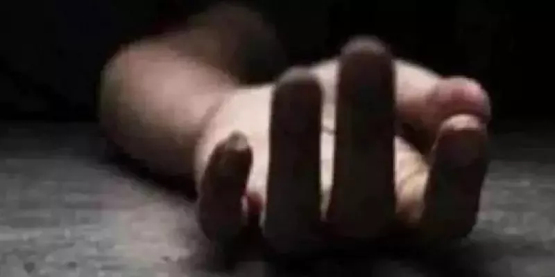 தாயை கொன்று தன்னையும் மாய்த்துக் கொண்ட மகன்.. 77 பக்க குறிப்பில் உருக்கமான காரணம்!