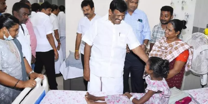 `அன்றும் இன்றும்...!’- முக சிதைவு நோயால் பாதிக்கப்பட்ட சிறுமியின் புகைப்படங்கள் வெளியீடு