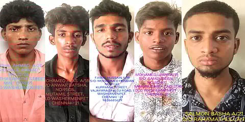 சென்னை: கொள்ளையடிக்க திட்டம் தீட்டியதாக பள்ளி மாணவன் உட்பட 6 பேர் கைது