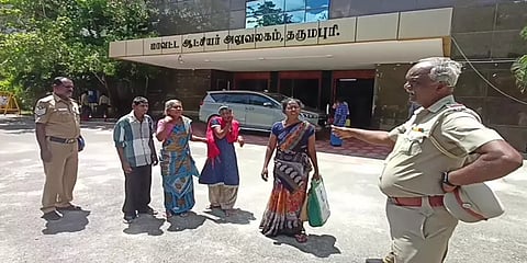 நிலத்தை அபகரிக்க முயல்கிறார்கள்: மாற்றுத் திறனாளி பிள்ளைகளுடன் தீக்குளிக்க முயன்ற தாய்