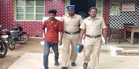 ஈரோடு: சித்தியை தாக்கி 20 பவுன் நகைகள் கொள்ளை - அக்கா மகன் கைது